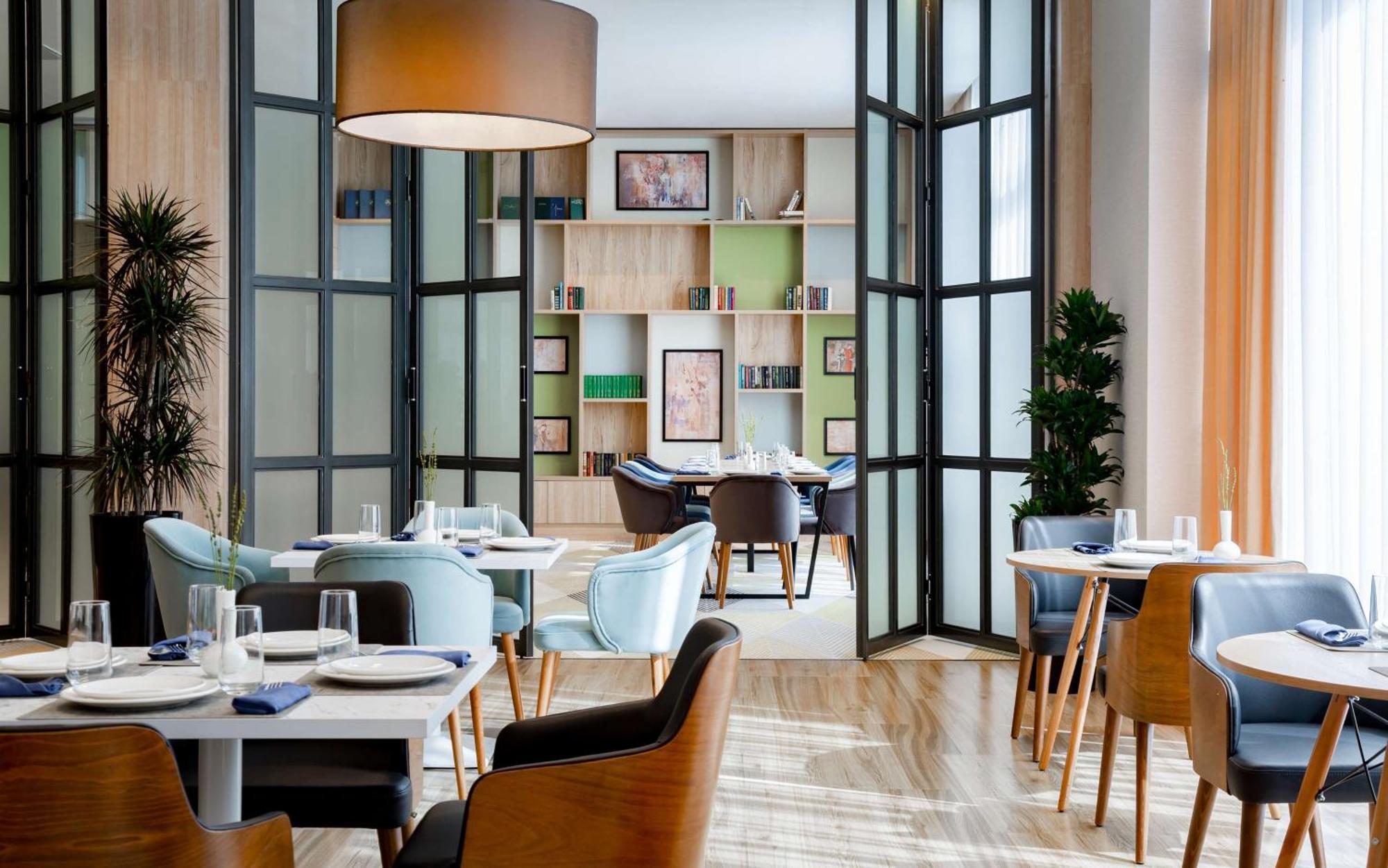 Hilton Garden Inn Samarkand Bagian luar foto