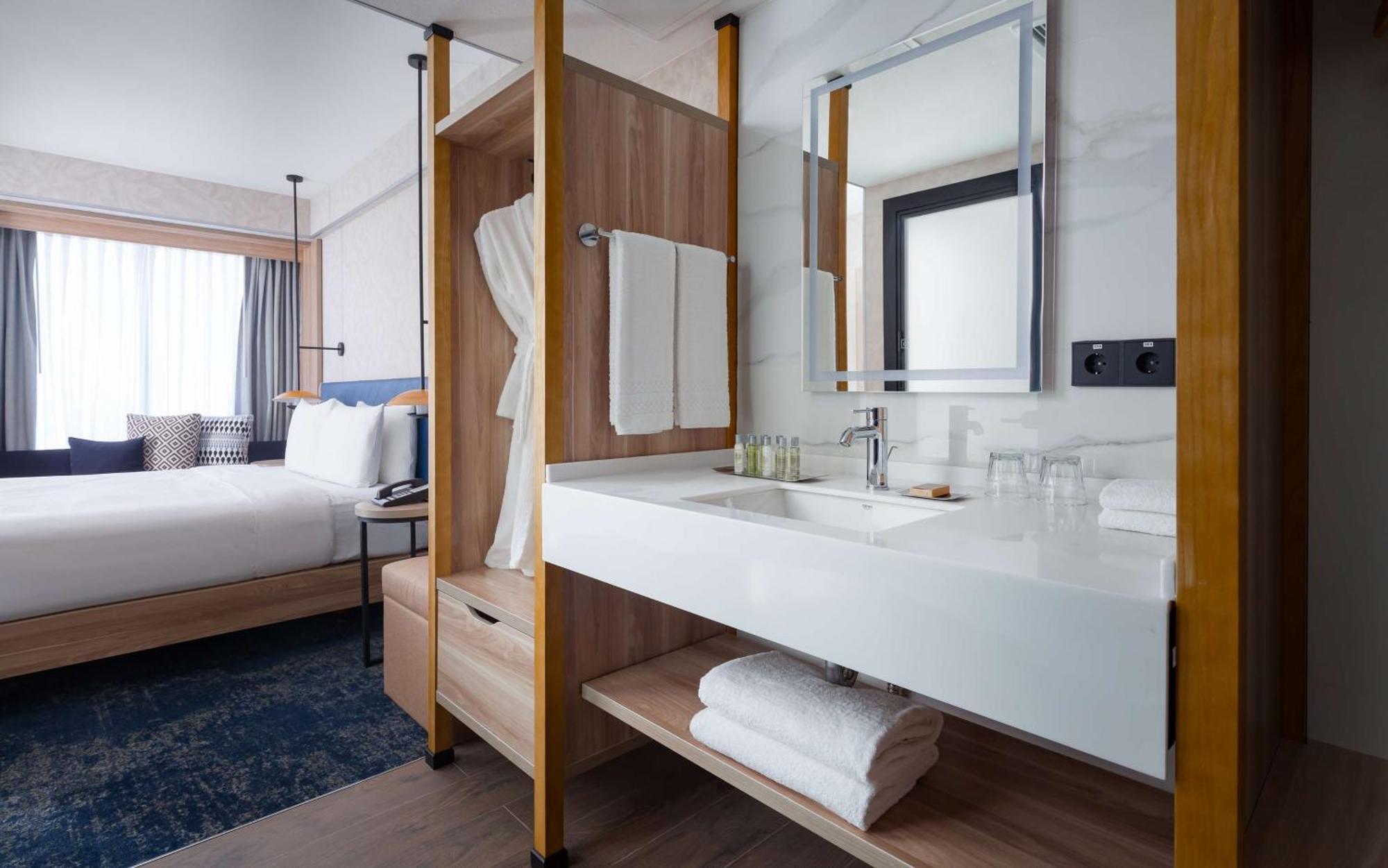 Hilton Garden Inn Samarkand Bagian luar foto