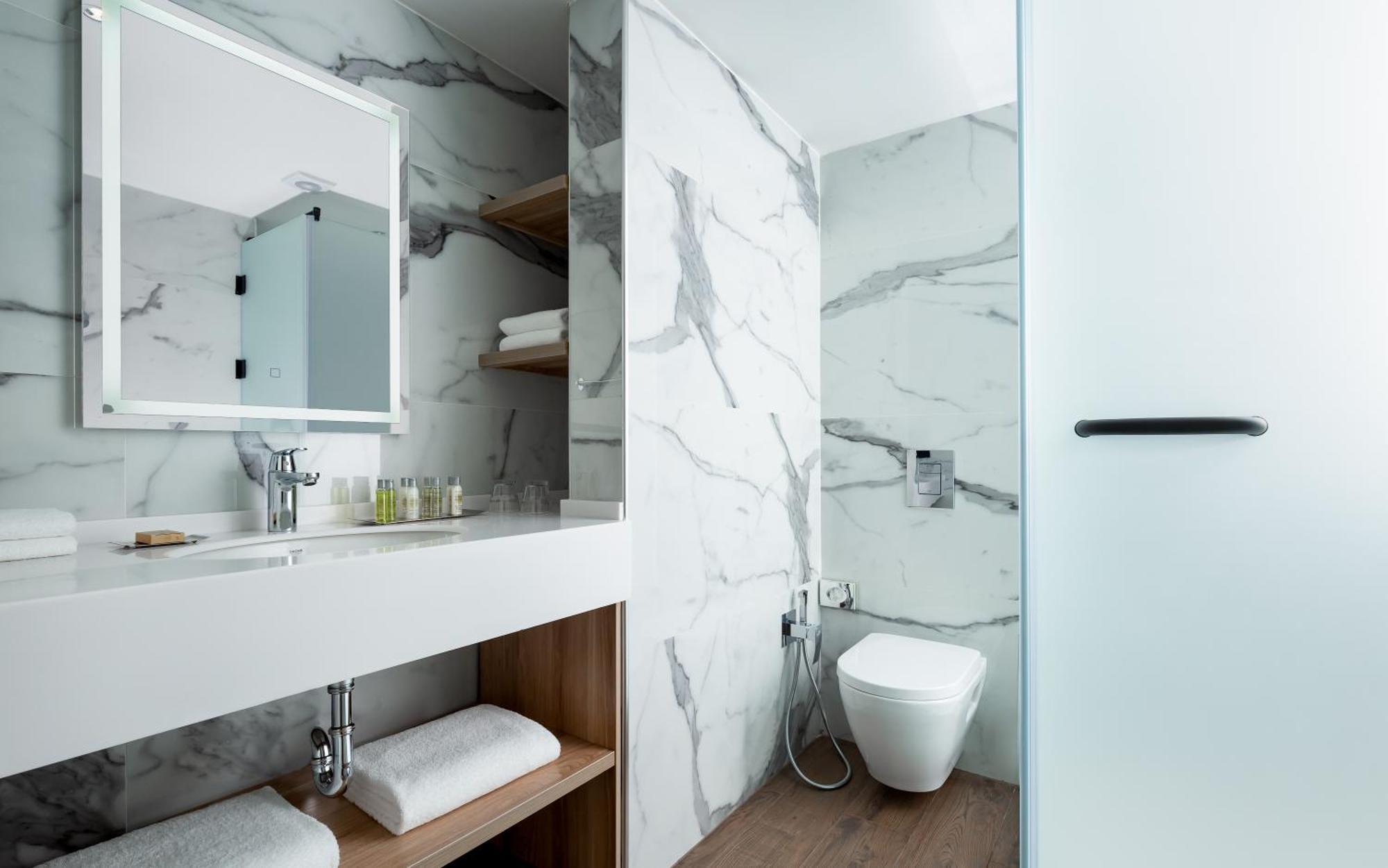 Hilton Garden Inn Samarkand Bagian luar foto